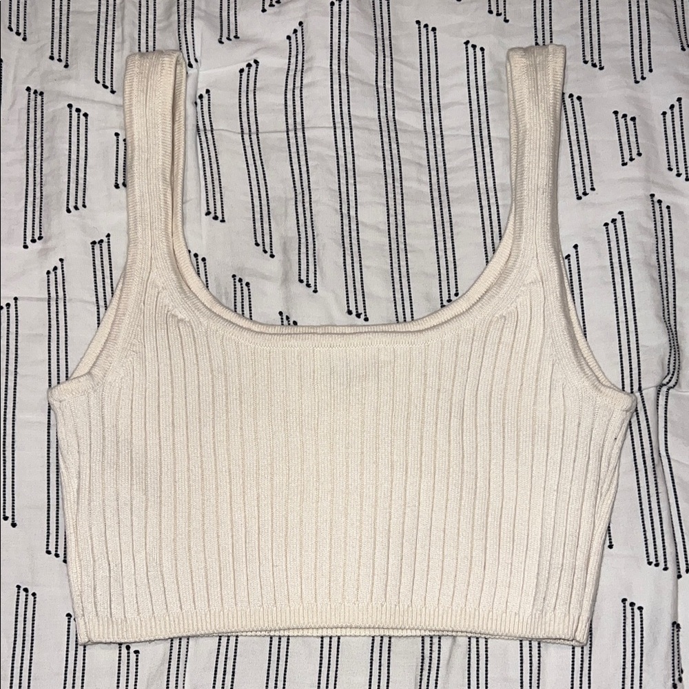Aritzia Wilfred Cream Ribbed Crop Tank Top - Picture 2 of 5